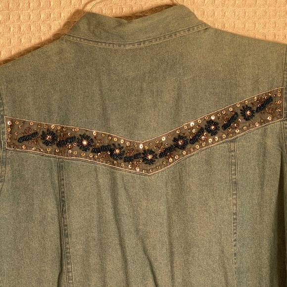 Womans Denim and Sequin SNAP Shirt by Club Z Denim Size 0X - Picture 9 of 12